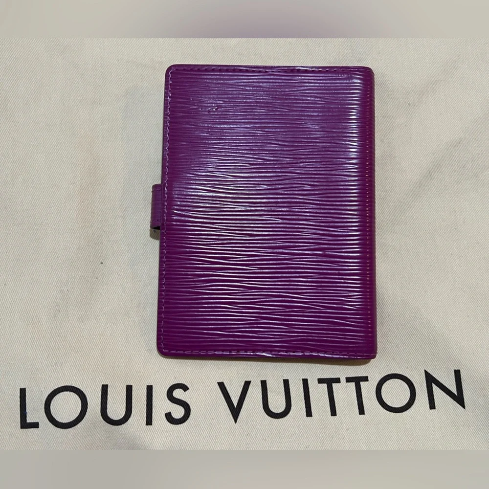 Louis Vuitton Raspberry Fuchsia Leather Epi Agenda PM Cover Notebook Planner EUC
